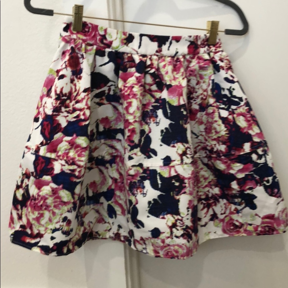 Floral modern skirt